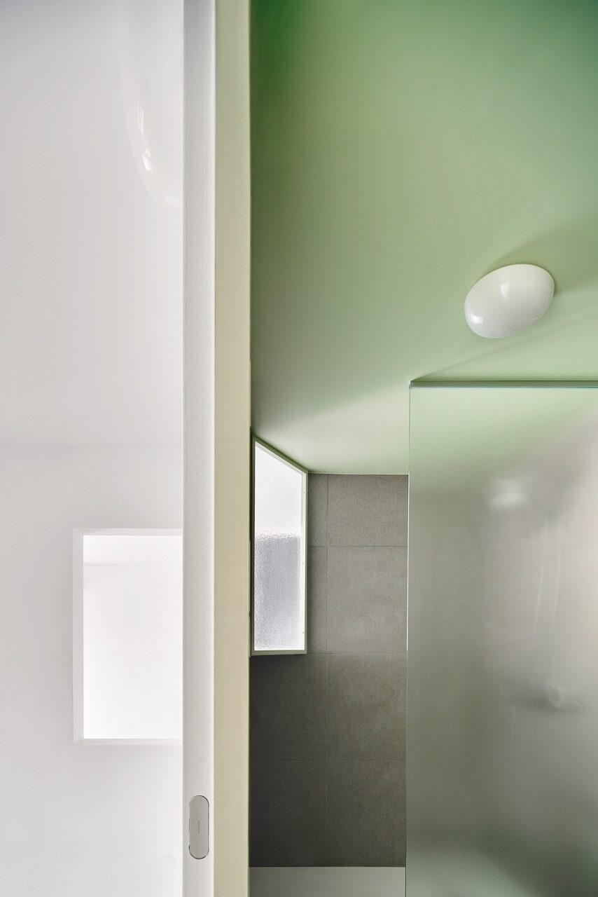 OESST_THREE BATHS_05 en tamaño grande