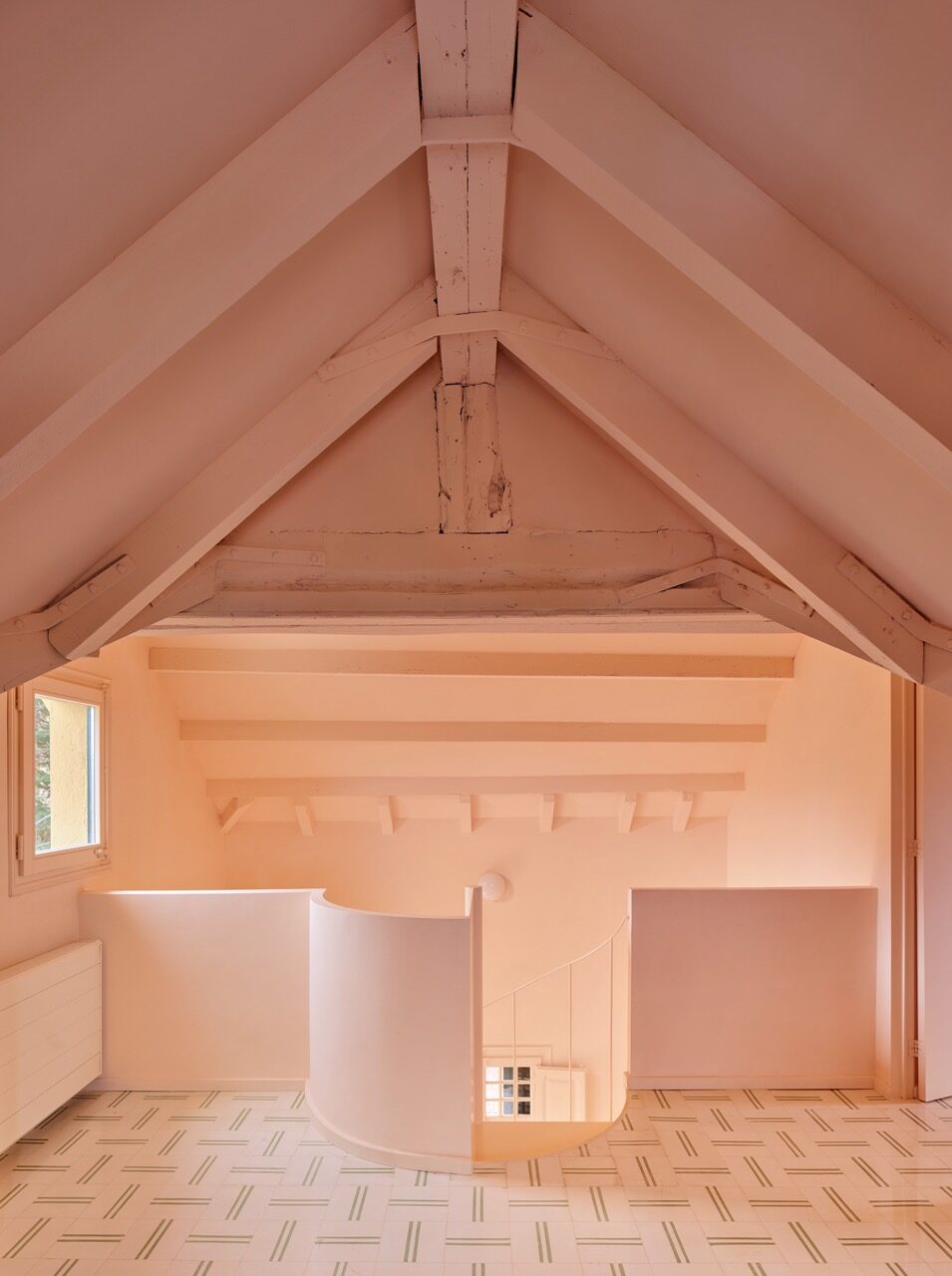 OESST_TWO FAMILIES HOSE_08 en tamaño grande